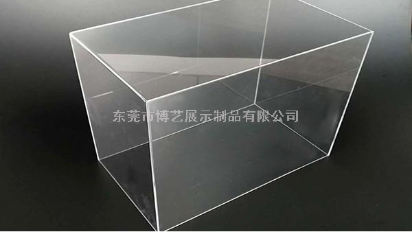 怎么為準(zhǔn)備12月到來的圣誕節(jié)挑選亞克力盒子呢？